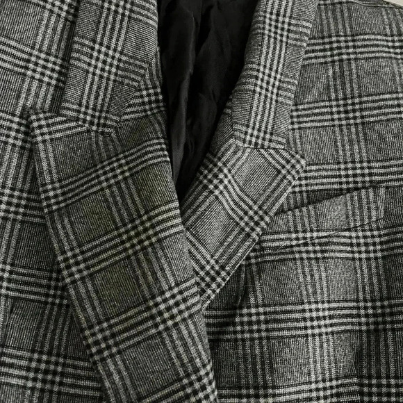Zara Gray Plaid Blazer - Picture 6 of 14